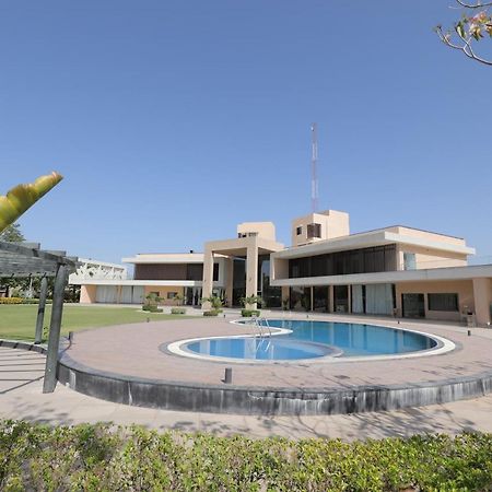 Hotel Club Heaven Palanpur Zewnętrze zdjęcie