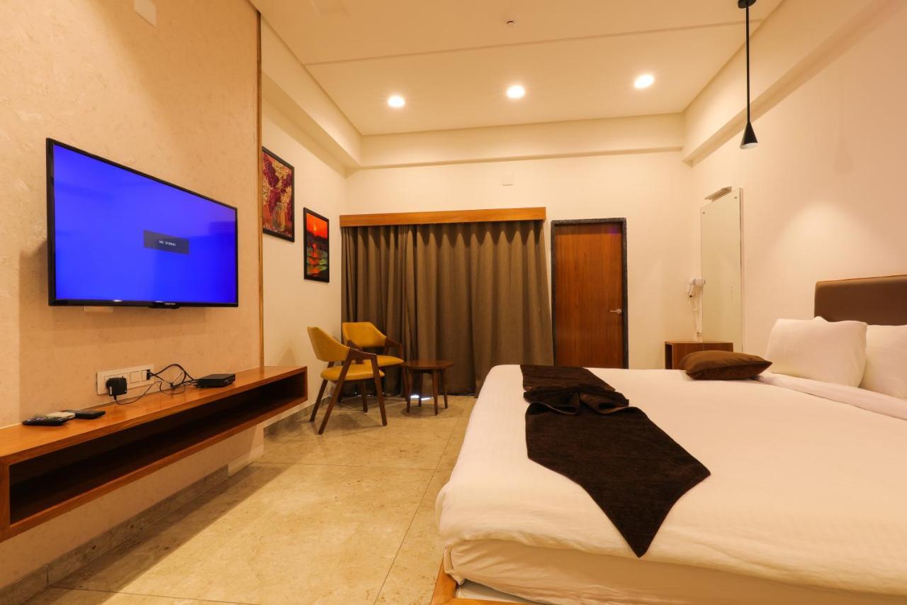 Hotel Club Heaven Palanpur Zewnętrze zdjęcie
